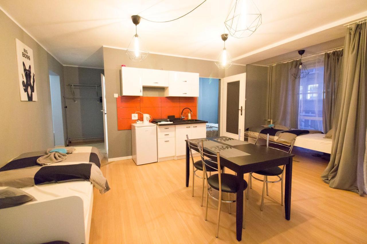 Happy Apartments - Economy فروتسواف المظهر الخارجي الصورة